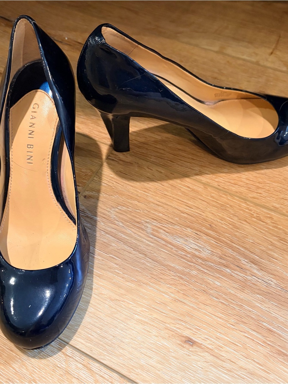 Gianni Bini Navy Patent Leather Pumps Heels Women’s Size 6.5